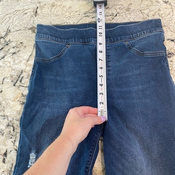 Spanx Distressed Ankle Skinny Jeans, Medium Wash Size Large - Picture 7 of 7